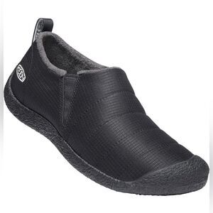 KEEN Howser II Triple Black Quilted Textile Micro Fleece Lined Slipper Shoe